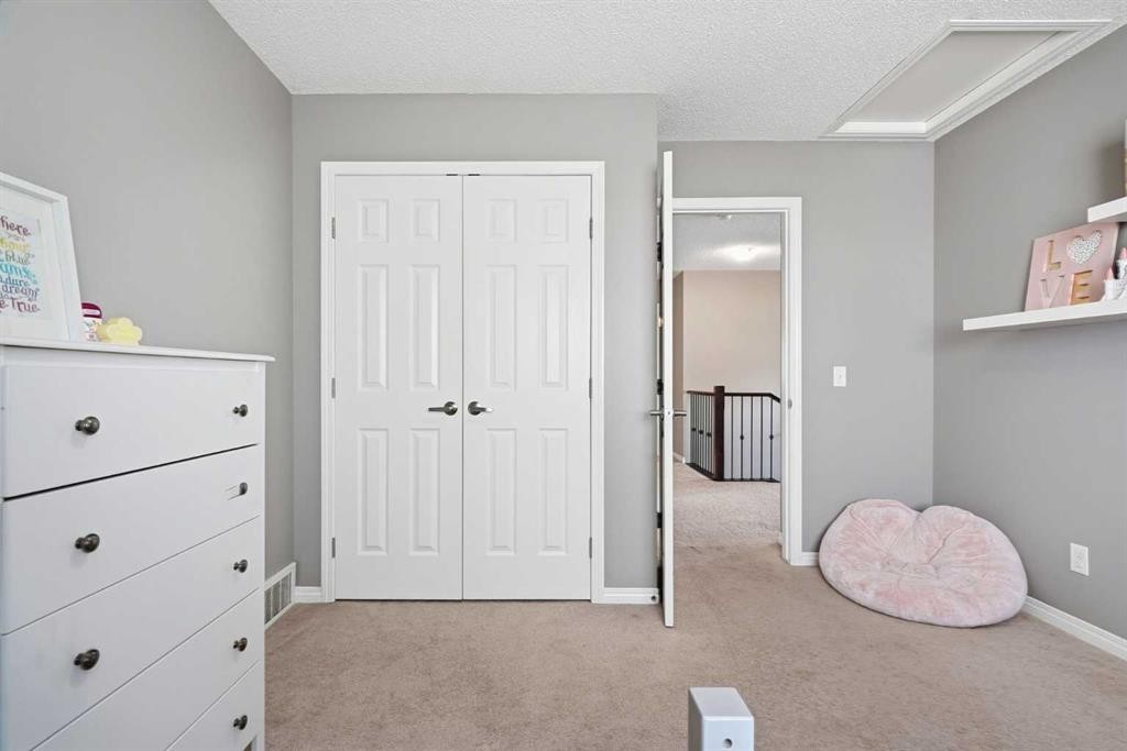 143 Windbrook Manor Sw, Airdrie, AB