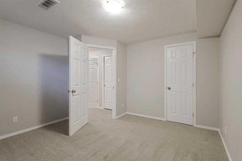 107 Cranberry Green Se, Calgary, AB 