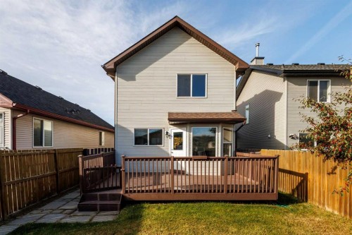 107 Cranberry Green Se, Calgary, AB 