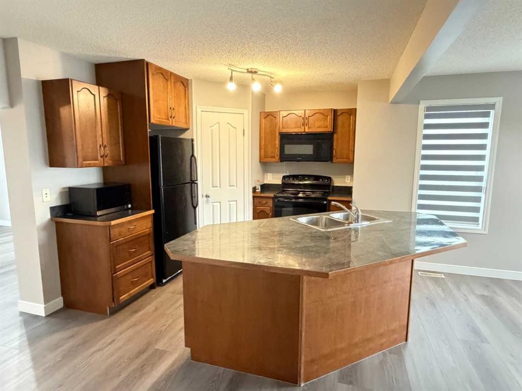 95 Panora Close Nw, Calgary, AB