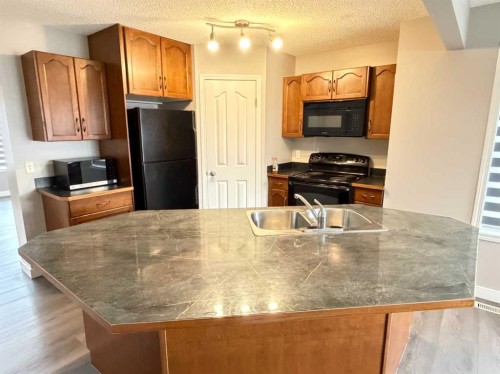 95 Panora Close Nw, Calgary, AB 