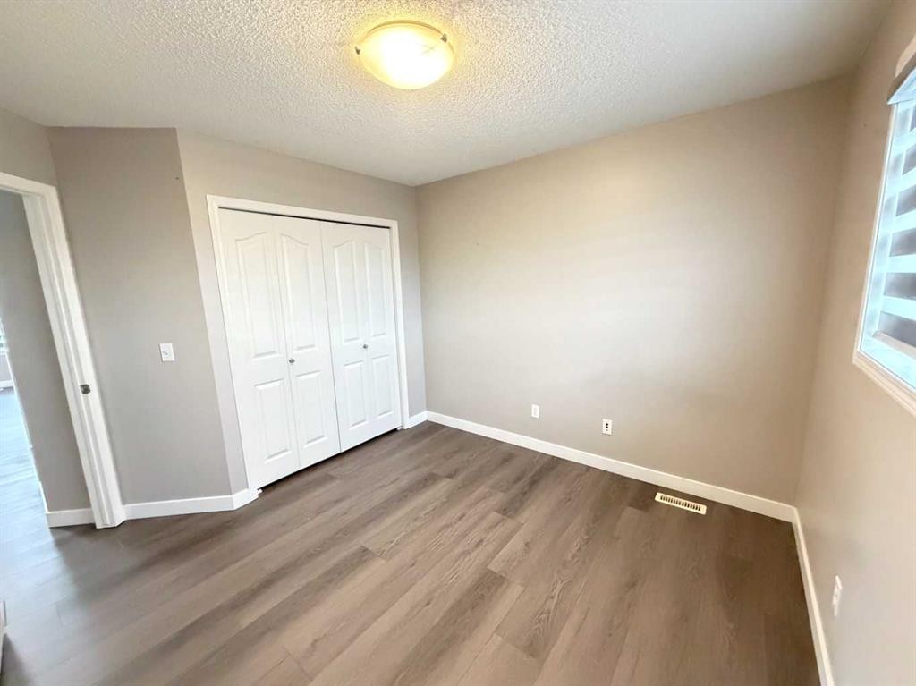 95 Panora Close Nw, Calgary, AB