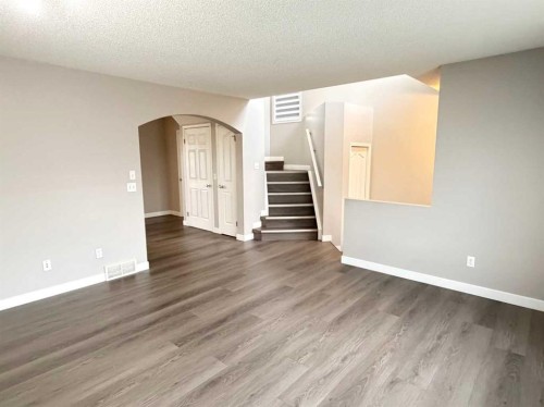 95 Panora Close Nw, Calgary, AB 