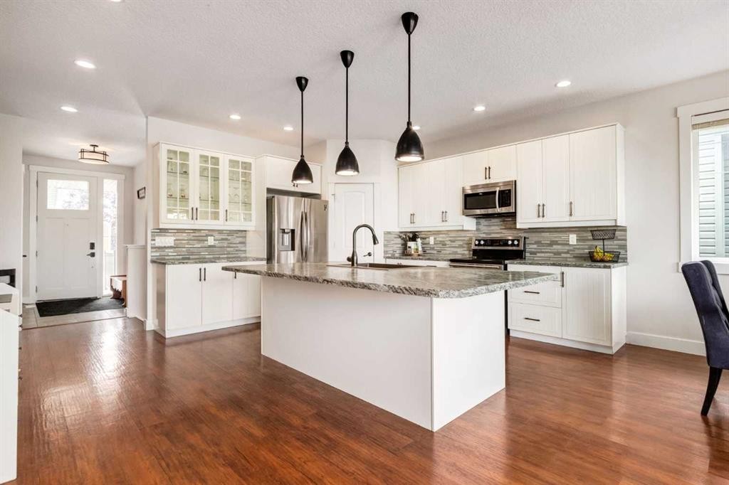 6 Houlden Place, Cayley, AB