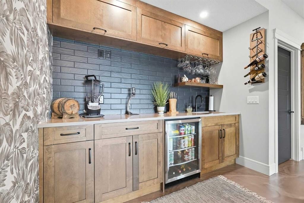 435 East Chestermere Drive, Chestermere, AB