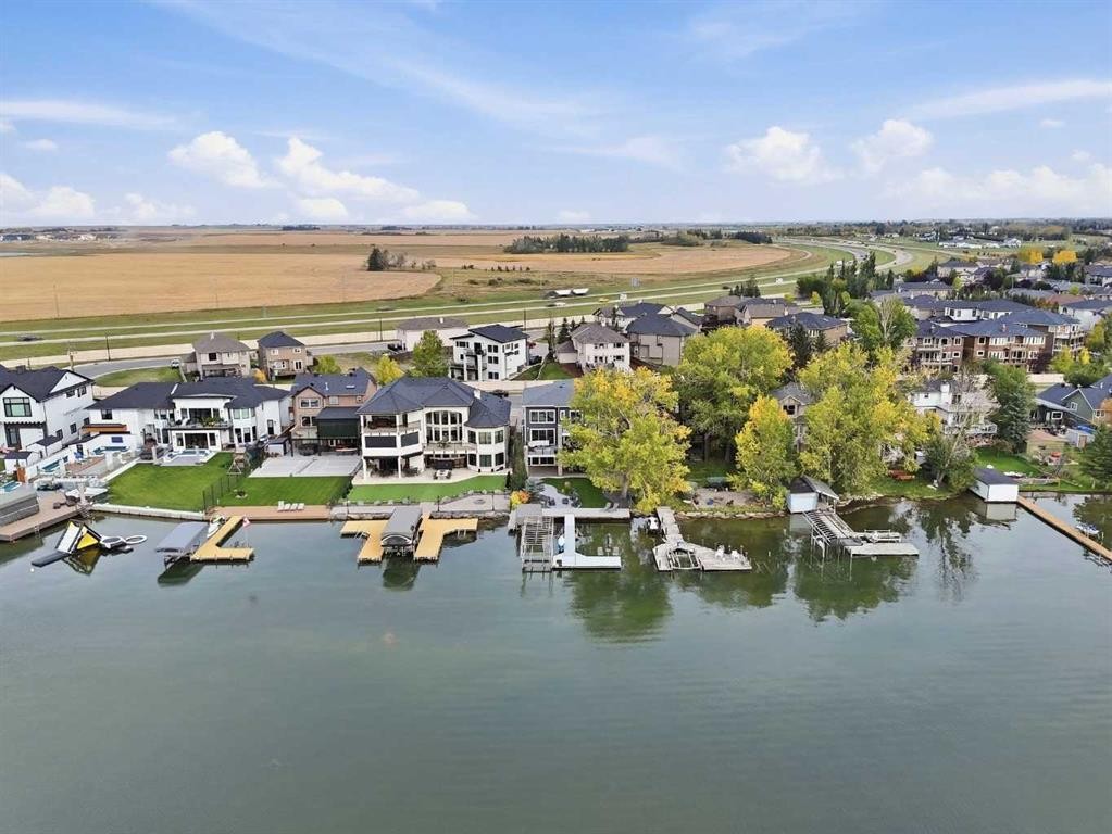 435 East Chestermere Drive, Chestermere, AB