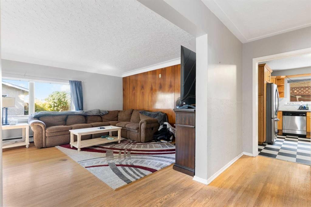 1423 16 Street Ne, Calgary, AB