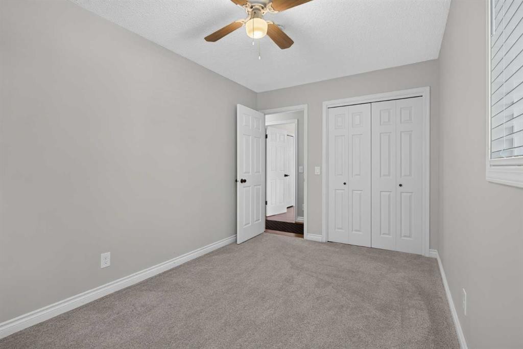 112 Beaconsfield Rise Nw, Calgary, AB