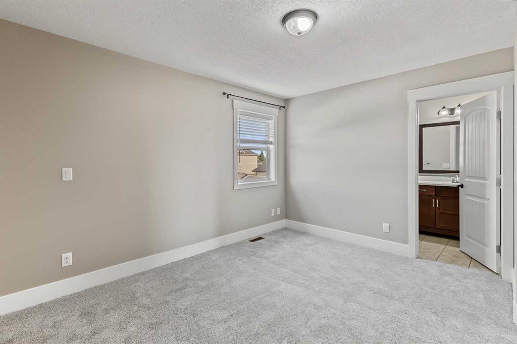 1540 Mcalpine Street, Carstairs, AB
