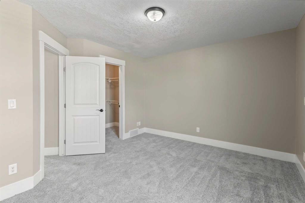 1540 Mcalpine Street, Carstairs, AB