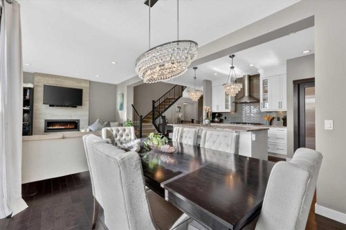 90 Cranbrook Crescent Se, Calgary, AB 
