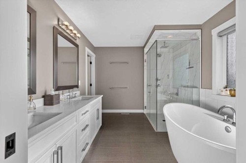 90 Cranbrook Crescent Se, Calgary, AB 