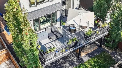 90 Cranbrook Crescent Se, Calgary, AB 