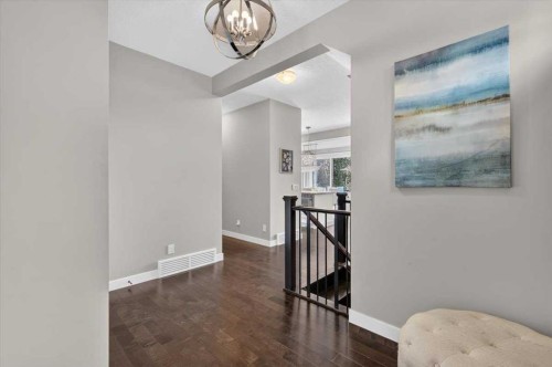 90 Cranbrook Crescent Se, Calgary, AB 