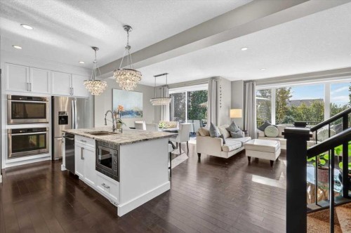 90 Cranbrook Crescent Se, Calgary, AB 