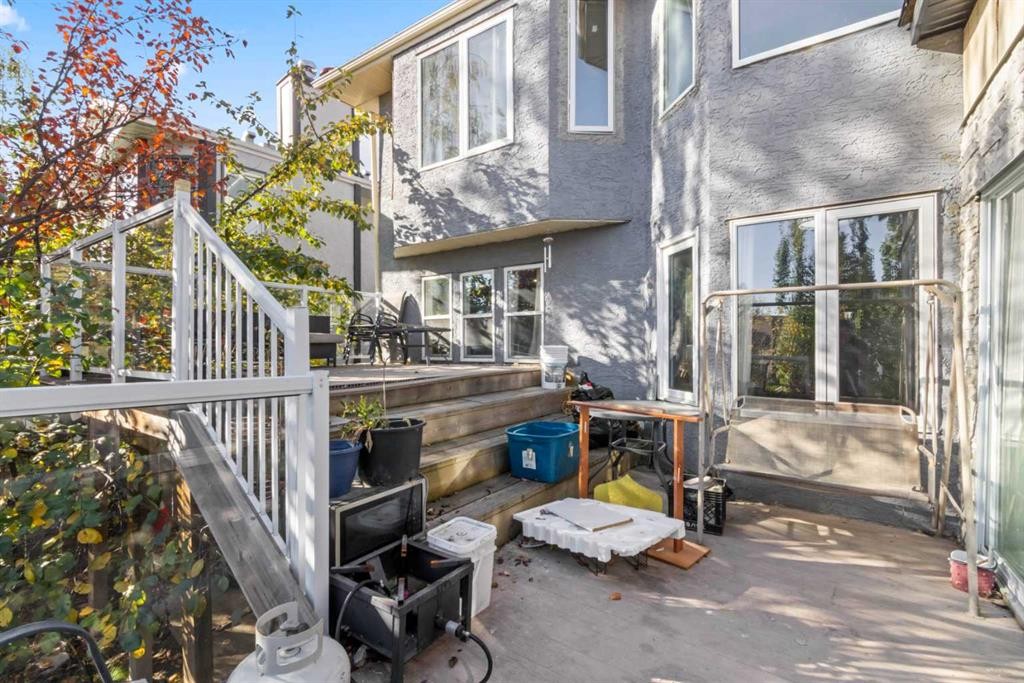 52 Edgepark Road Nw, Calgary, AB