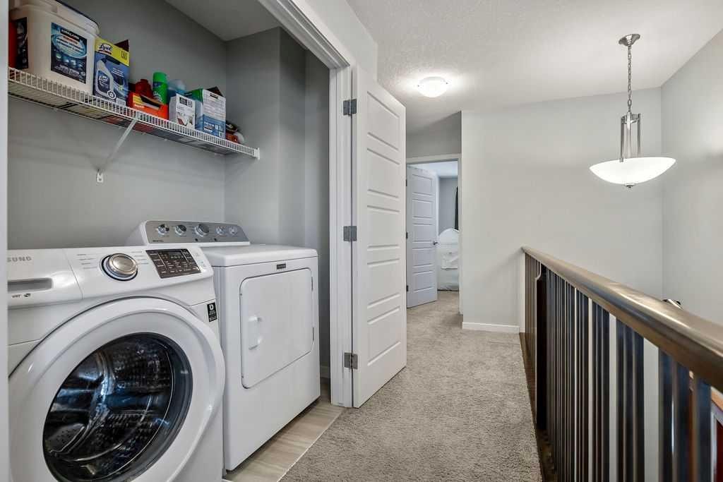 23 Drake Landing Boulevard, Okotoks, AB