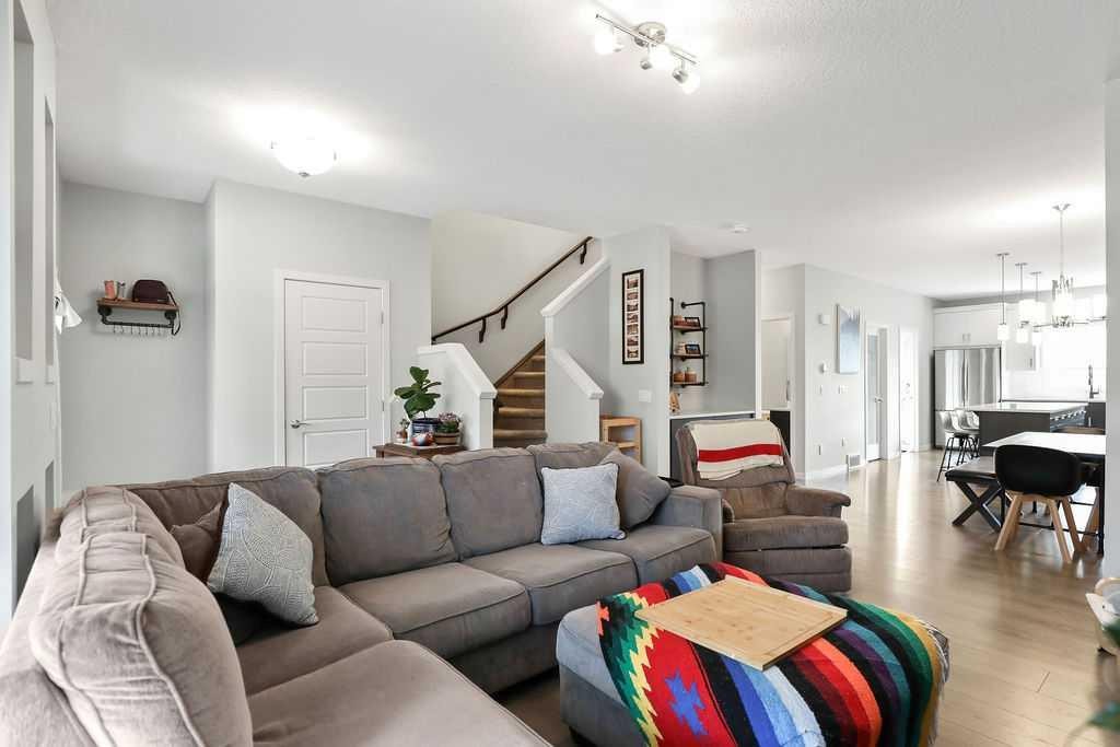 23 Drake Landing Boulevard, Okotoks, AB