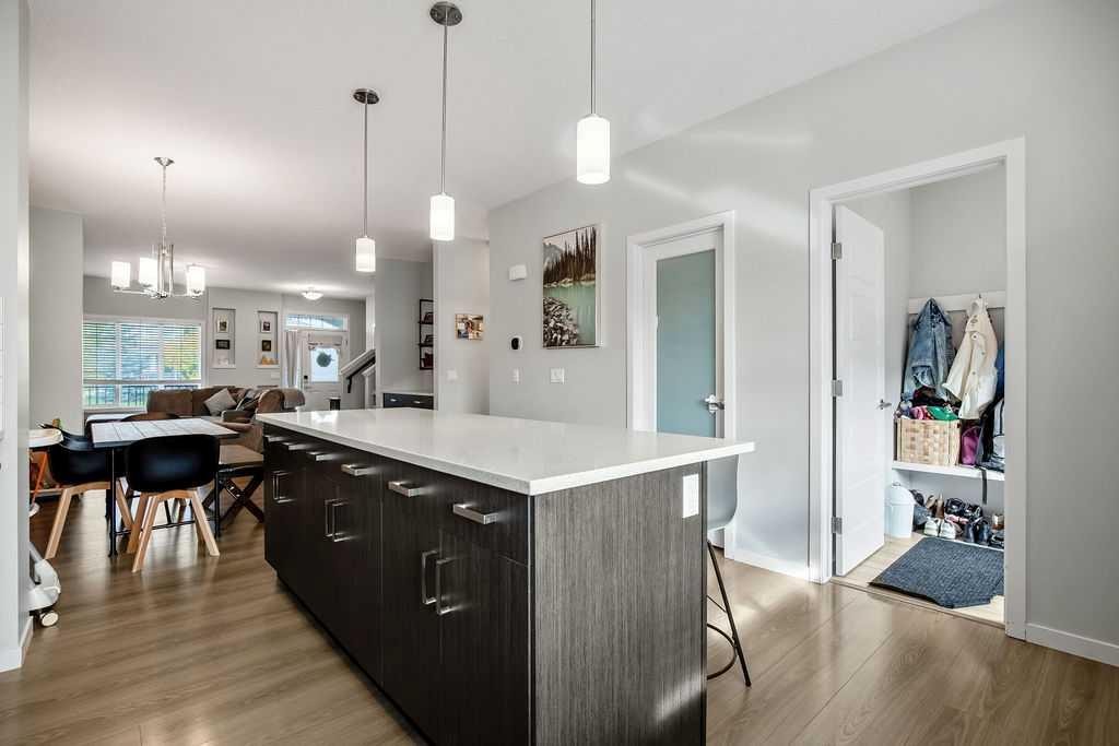 23 Drake Landing Boulevard, Okotoks, AB