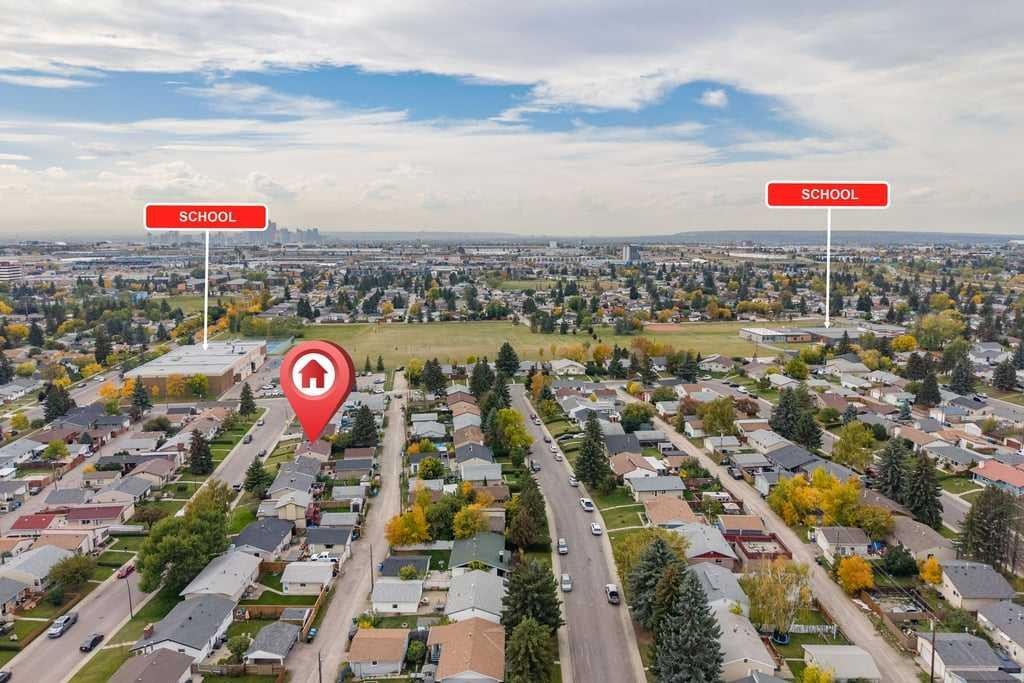 4628 Marcombe Road Ne, Calgary, AB
