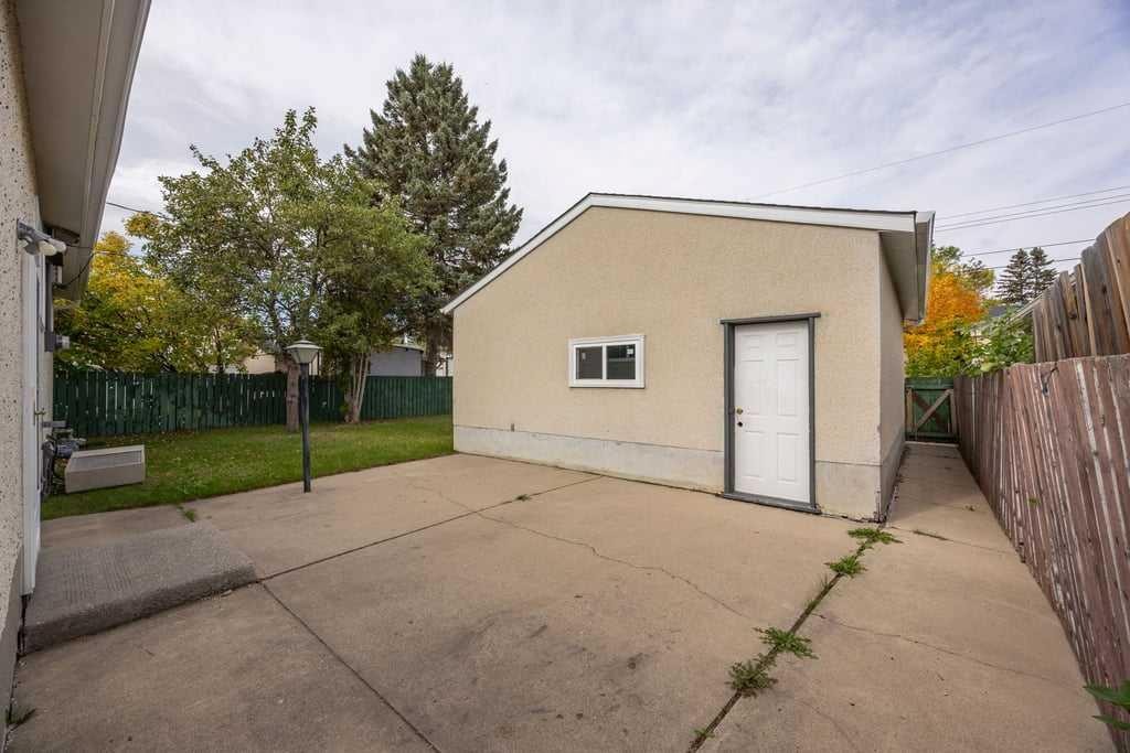 4628 Marcombe Road Ne, Calgary, AB