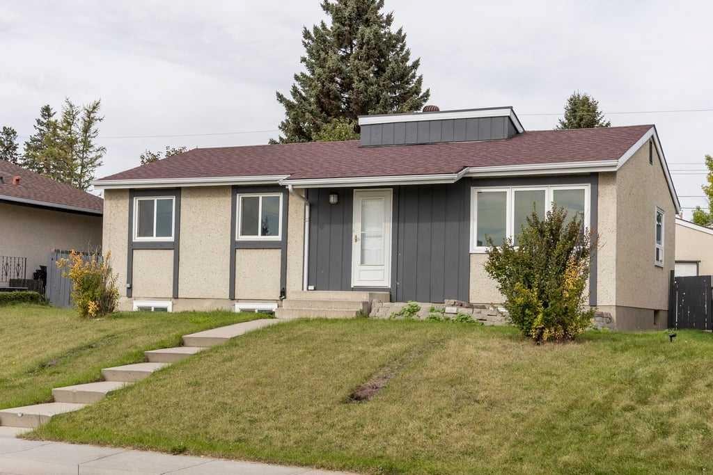 4628 Marcombe Road Ne, Calgary, AB