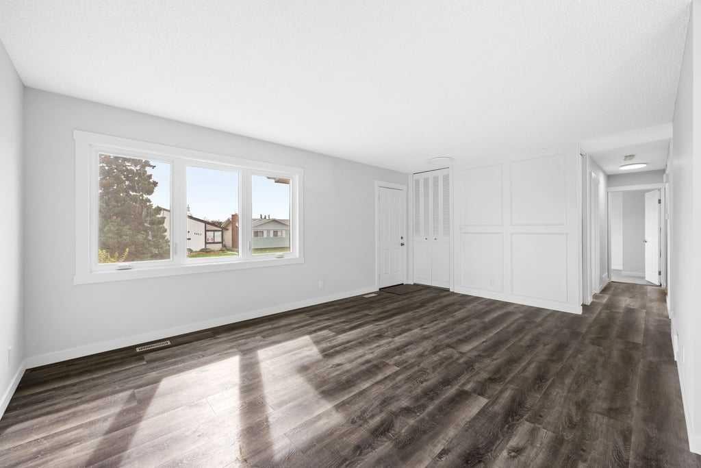 4628 Marcombe Road Ne, Calgary, AB