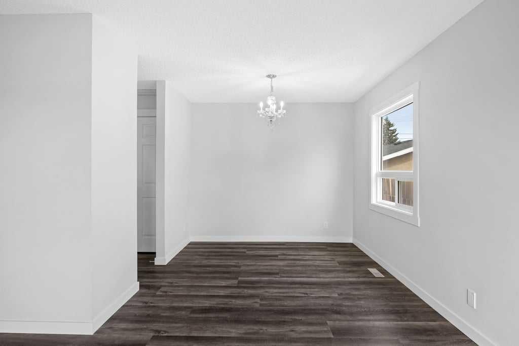 4628 Marcombe Road Ne, Calgary, AB