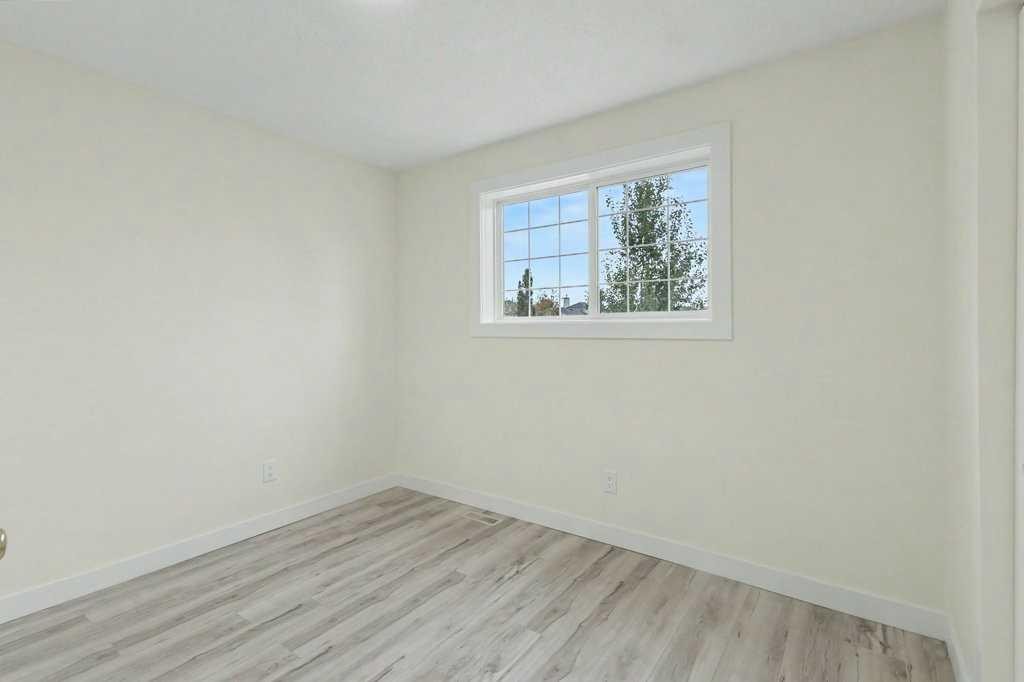 176 Covehaven Road Ne, Calgary, AB