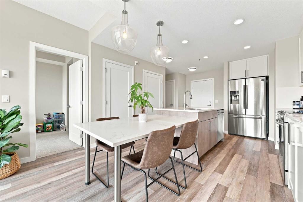 320-8530 8A Avenue Sw, Calgary, AB