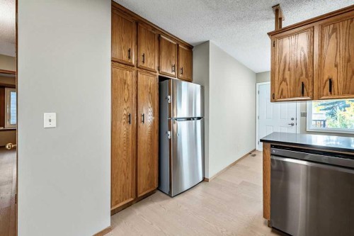 188 Deersaxon Circle Se, Calgary, AB 