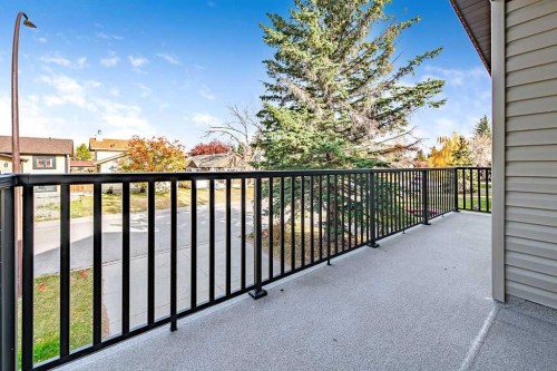 188 Deersaxon Circle Se, Calgary, AB 