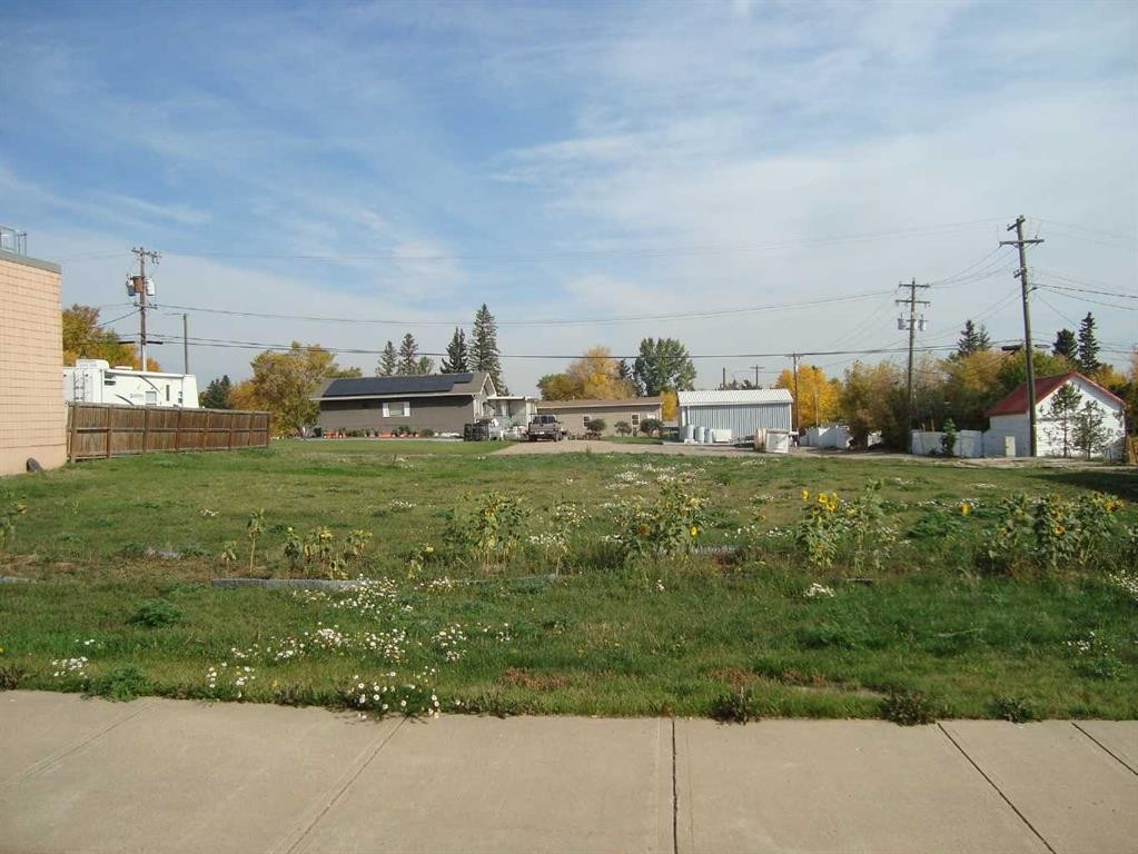 218 Main Street, Trochu, AB