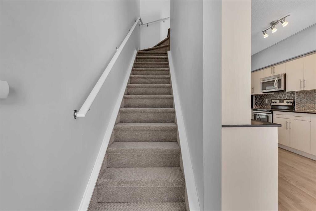 112-1740 9 Street Nw, Calgary, AB