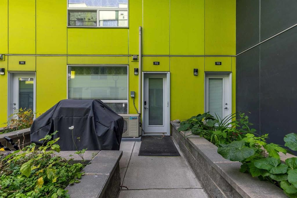 112-1740 9 Street Nw, Calgary, AB