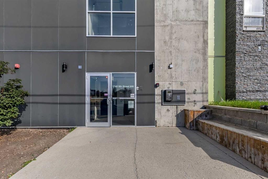 112-1740 9 Street Nw, Calgary, AB