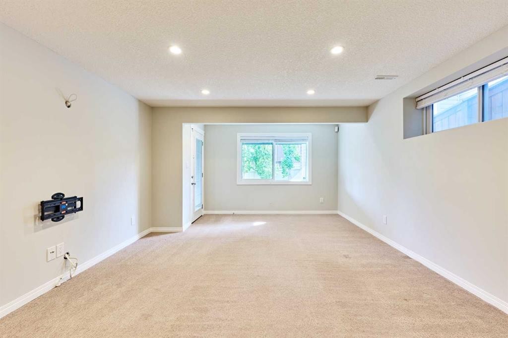 507 Panatella Square Nw, Calgary, AB