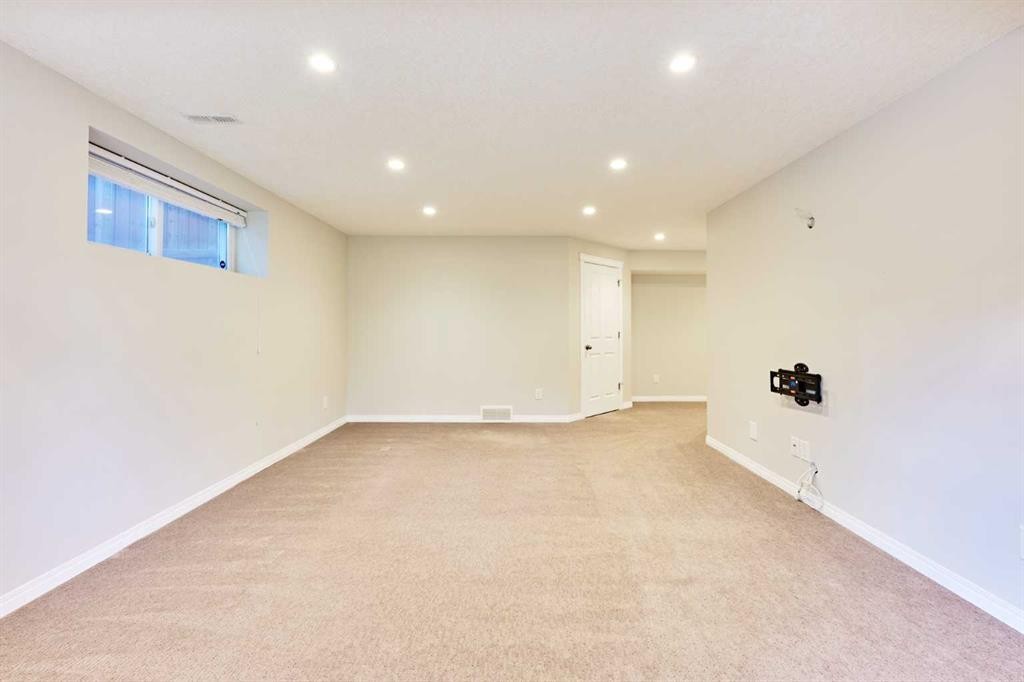 507 Panatella Square Nw, Calgary, AB