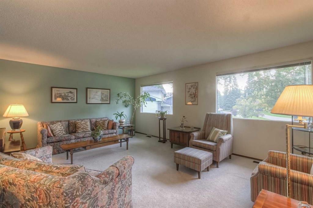 14 Varview Place Nw, Calgary, AB