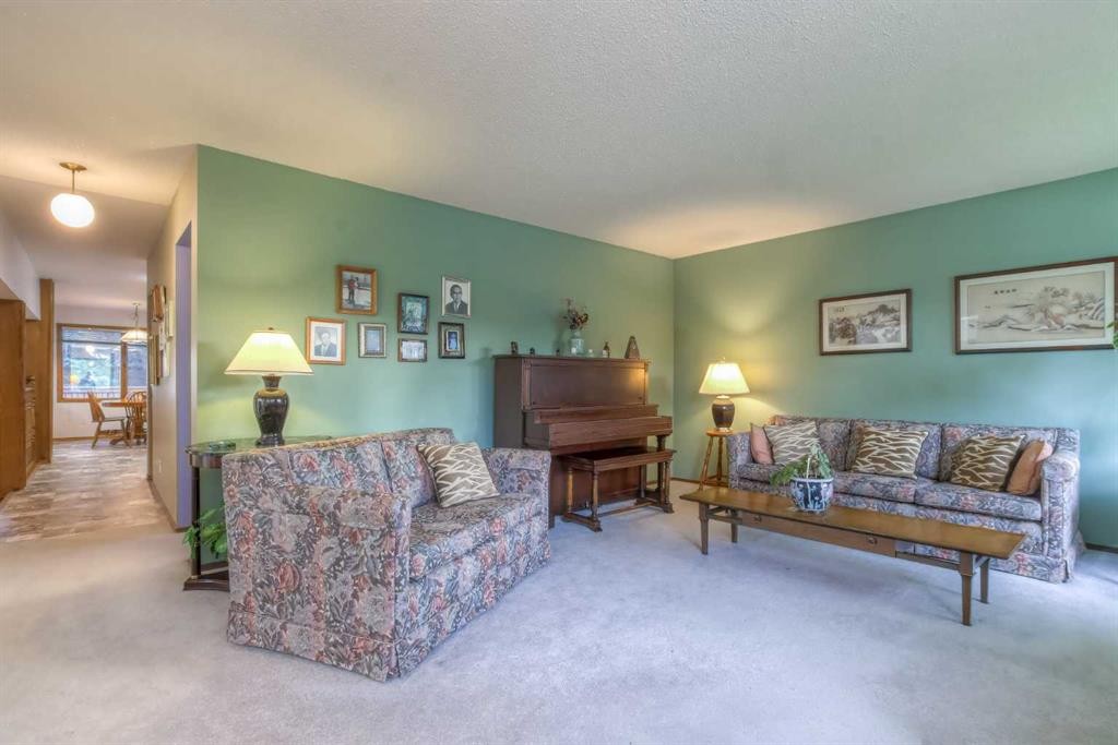 14 Varview Place Nw, Calgary, AB