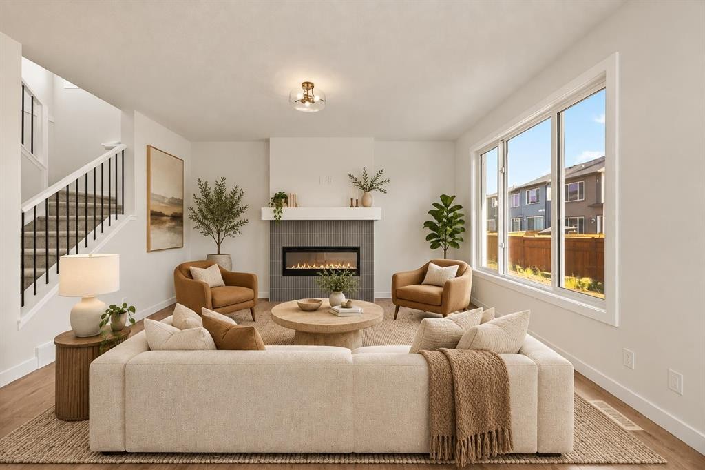 37 Sora Gardens Se, Calgary, AB