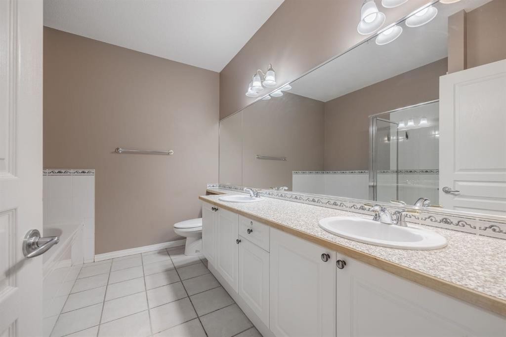 1306-1306 Lake Fraser Court Se, Calgary, AB