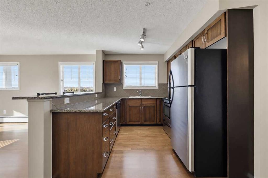 2307-43 Country Village Lane Ne, Calgary, AB