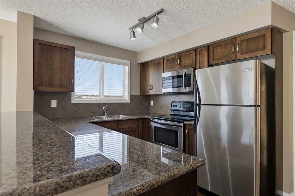 2307-43 Country Village Lane Ne, Calgary, AB