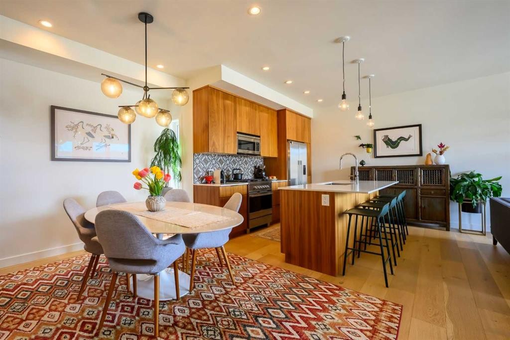 112 21 Street Nw, Calgary, AB