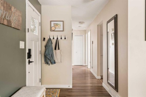 228 Midridge Crescent Se, Calgary, AB 