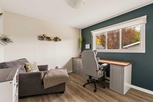 228 Midridge Crescent Se, Calgary, AB 