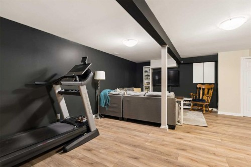 228 Midridge Crescent Se, Calgary, AB 