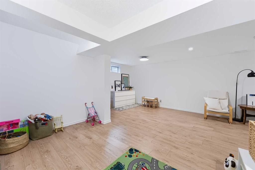 115 Flavelle Road Se, Calgary, AB