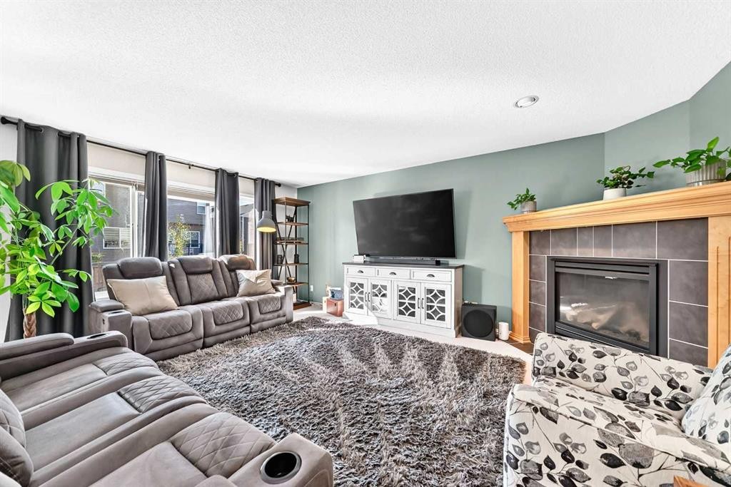 2071 Reunion Boulevard Nw, Airdrie, AB